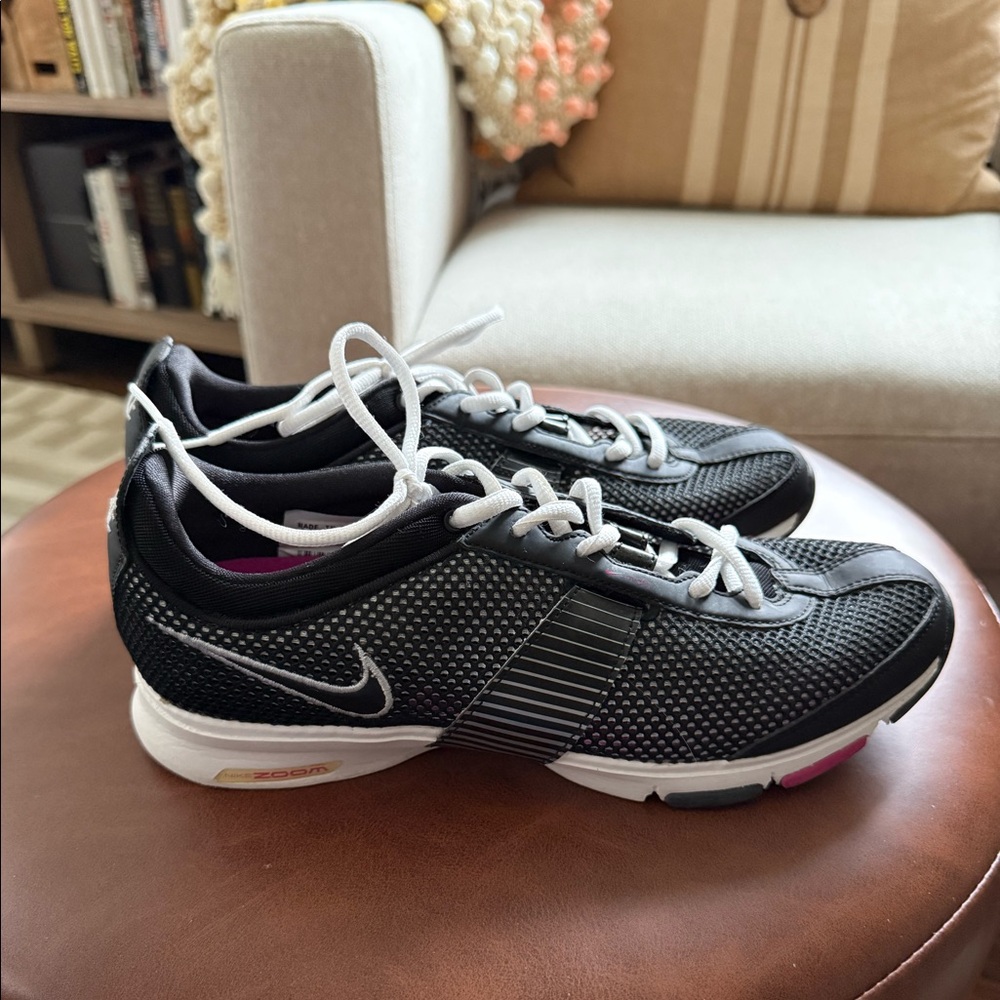 Nike Zoom, Size 8